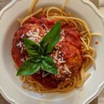 meal, dish, plate, spaghetti, pasta, meatballs, pasta sauce, basil, dinner, spaghetti, meatballs, meatballs, meatballs, meatballs, meatballs